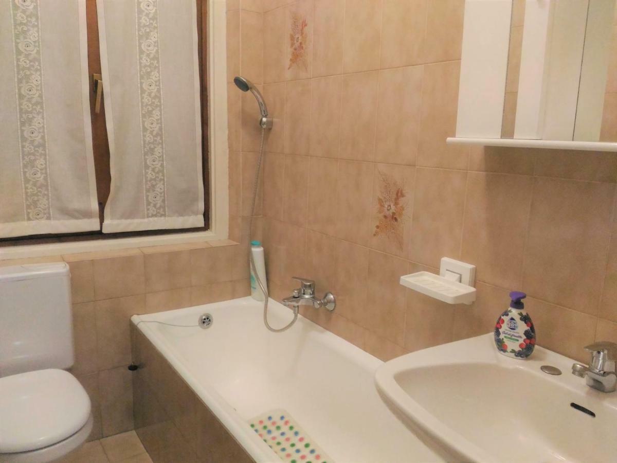 Melax Apartment Tassullo المظهر الخارجي الصورة